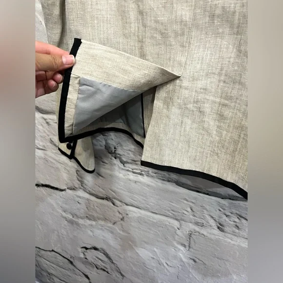 J Crew 100% Linen Schoolboy Blazer Neutral Beige Bold Covered‎ Buttons Work - Picture 10 of 12